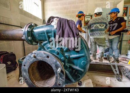 Projet hydroélectrique Madre Selva, Sierra de los Cuchumatanes, Quiche, République du Guatemala, Amérique centrale Banque D'Images