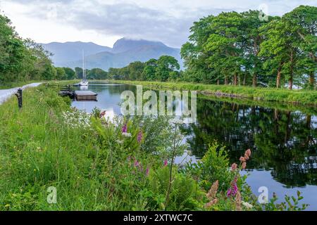 Caledonian Canal à Corpach Lochaber, Banque D'Images