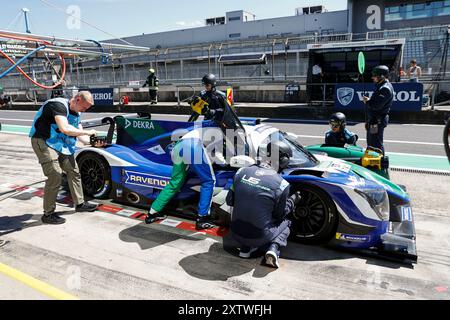 Nuremberg, Deutschland. 16 août 2024. Nurburg : Nurburgring 2024 le 16 août 2024, (photo de Hoch Zwei), prototype Cup Gewrmany, Ralf et David Schumacher (d) crédit : dpa/Alamy Live News Banque D'Images