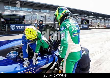 Nuremberg, Deutschland. 16 août 2024. Nurburg : Nurburgring 2024 le 16 août 2024, (photo de Hoch Zwei), prototype Cup Gewrmany, Ralf et David Schumacher (d) crédit : dpa/Alamy Live News Banque D'Images