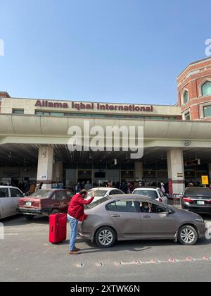 Aéroport de Lahore savoir aussi Allama Iqbal Aéroport International est le deuxième plus grand aéroport civil par le trafic au Pakistan ouvert en 1962 Banque D'Images