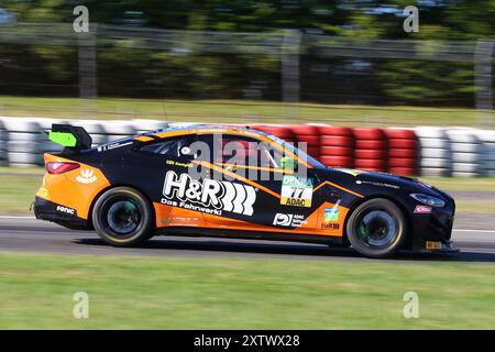 Thomas Rackl (DEU) / Andreas Jochimsen (DNK), #77, BMW M4 GT4, Team : ME Motorsport (DEU), Motorsport, ADAC GT4 Allemagne, 2024, Lauf 4, Nuerburgring, Nuerburg, Rhénanie-Palatinat, 16.08.2024 Foto : Eibner-Pressefoto/Juergen Augst Banque D'Images