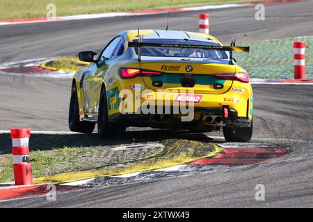 Niels Troeger (DEU) / Joseph Ellerine (ZAF), #49, BMW M4 GT4, Team : FK performance Motorsport (DEU), Motorsport, ADAC GT4 Allemagne, 2024, Lauf 4, Nuerburgring, Nuerburg, Rhénanie-Palatinat, 16.08.2024 Foto : Eibner-Pressefoto/Juergen Augst Banque D'Images