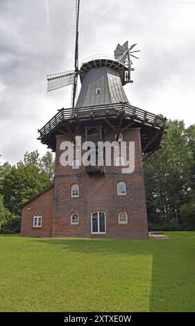 Europe, Allemagne, basse-Saxe, région métropolitaine de Hambourg, ville hanséatique de stade, moulin de Schiffertor, construit en 1856, galerie historique Hollandais, Europ Banque D'Images