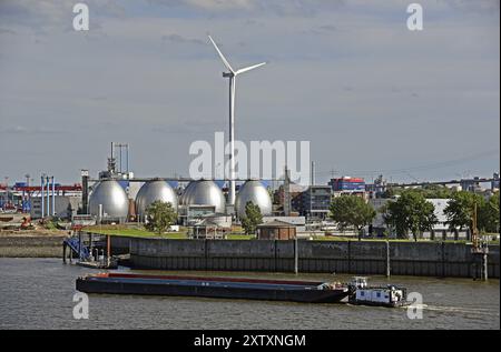 Europe, Allemagne, ville hanséatique de Hambourg, Elbe, port, vue sur les digesteurs, digesteurs, station d'épuration Hamburger Wasserwerke Koehlbrandhï¿½ Banque D'Images