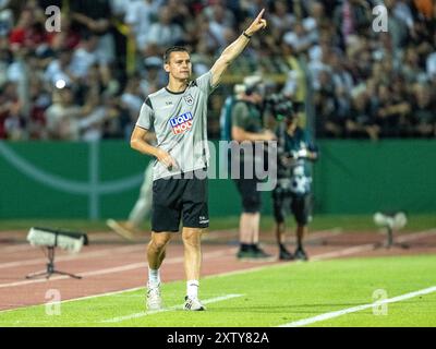 Thomas Woerle (SSV Ulm, Cheftrainer), GER, SSV Ulm v. FC Bayern Muenchen, Fussball, DFB Pokal, 1. Runde, Spielzeit 2024/2025, 16.08.2024, Eibner-Pressefoto/Sascha Walther Banque D'Images