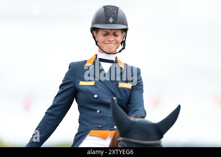 Renske KROEZE des pays-Bas avec Korella van de Watermolen lors du dressage du CCIO4*-NC-S · Prix Adeps au concours complet International d'Arville le 16 août 2024, Gesves, Belgique (photo de Maxime David - MXIMD Pictures) crédit : MXIMD Pictures/Alamy Live News Banque D'Images