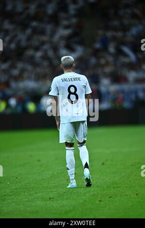 VARSOVIE, POLOGNE - 14 AOÛT : Federico Valverde du Real Madrid lors du match de Super Coupe de l'UEFA 2024 entre le Real Madrid et Atalanta BC au National Stad Banque D'Images