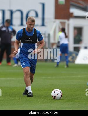 Anthony Mancini de Hartlepool United en action lors du match de Vanarama National League entre Hartlepool United et Southend United à Victoria Park, Hartlepool, samedi 17 août 2024. (Photo : Mark Fletcher | mi News) crédit : MI News & Sport /Alamy Live News Banque D'Images