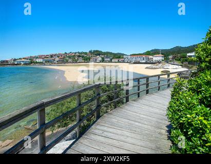 Promenade en bois à Aldan, Galice, Espagne Banque D'Images