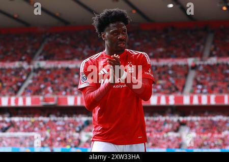Nottingham, Royaume-Uni. 17 août 2024. Ola Aina de Nottingham Forest lors du match de Nottingham Forest FC contre Bournemouth FC English premier League au City Ground, Nottingham, Angleterre, Royaume-Uni le 17 août 2024 Credit : Every second Media/Alamy Live News Banque D'Images