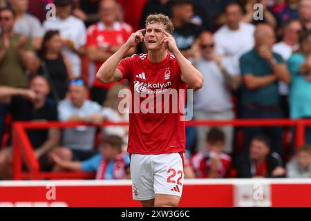 Nottingham, Royaume-Uni. 17 août 2024. Ryan Yates de Nottingham Forest lors du match de Nottingham Forest FC contre Bournemouth FC English premier League au City Ground, Nottingham, Angleterre, Royaume-Uni le 17 août 2024 Credit : Every second Media/Alamy Live News Banque D'Images