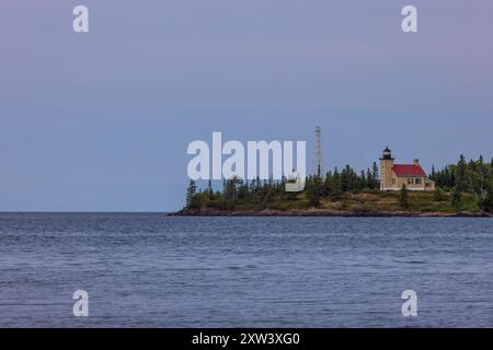 Phare de Copper Harbor le long du lac supérieur Banque D'Images