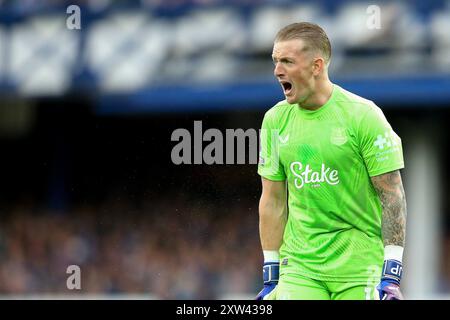 Liverpool, Royaume-Uni. 17 août 2024. Jordan Pickford, le gardien d'Everton crie des instructions. Premier League match, Everton v Brighton & Hove Albion au Goodison Park à Liverpool le samedi 17 août 2024. Cette image ne peut être utilisée qu'à des fins éditoriales. Usage éditorial exclusif, photo de Chris Stading/Andrew Orchard photographie sportive/Alamy Live News crédit : Andrew Orchard photographie sportive/Alamy Live News Banque D'Images