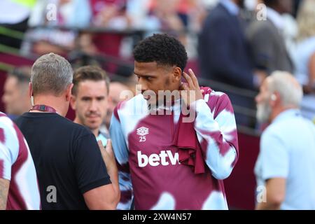 London Stadium, Londres, Royaume-Uni. 17 août 2024. Premier League Football, West Ham United contre Aston Villa ; nouveau prêt Jean-clair Todibo de West Ham United crédit : action plus Sports/Alamy Live News Banque D'Images