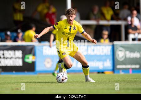 Farnborough, Royaume-Uni. 17 août 2024. Taylor Clark du Farnborough FC lors du match de Vanarama National League South entre Farnborough et Torquay United au Saunders transport Community Stadium. Crédit : Dave Vokes/Alamy Live News Banque D'Images