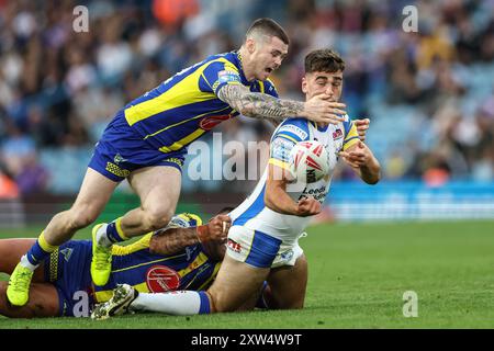 Leeds, Royaume-Uni. 17 août 2024. Jack Sinfield de Leeds Rhinos joue le ballon lors du Magic Weekend match Warrington Wolves vs Leeds Rhinos à Elland Road, Leeds, Royaume-Uni, le 17 août 2024 (photo par Mark Cosgrove/News images) à Leeds, Royaume-Uni le 17/08/2024. (Photo de Mark Cosgrove/News images/SIPA USA) crédit : SIPA USA/Alamy Live News Banque D'Images