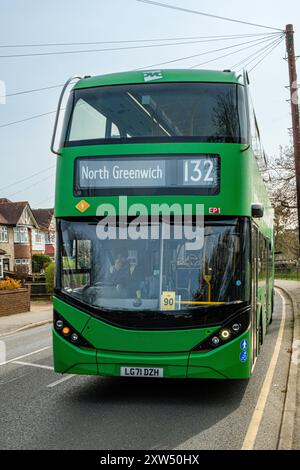 Alexander Dennis Enviro400EV London transport bus, Parkhill Road, Bexley, Kent Banque D'Images