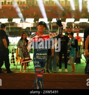 Cardiff, Royaume-Uni. 17 août 2024. Dan Bewley de GB remporte le GP FIM SPEEDWAY DE GRANDE-BRETAGNE 2024 au Principality Stadium, Cardiff, Royaume-Uni, le 17 août 2024. Photo de Ken Sparks. Utilisation éditoriale uniquement, licence requise pour une utilisation commerciale. Aucune utilisation dans les Paris, les jeux ou les publications d'un club/ligue/joueur. Crédit : UK Sports pics Ltd/Alamy Live News Banque D'Images