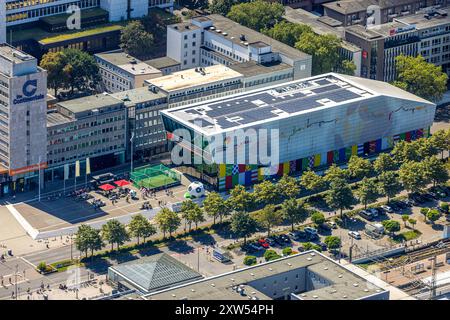 Luftbild, Deutsches Fußballmuseum mit Aktionen auf dem Vorplatz Platz der Deutschen Einheit, City, Dortmund, Ruhrgebiet, Rhénanie-du-Nord-Westphalie, Deutschland ACHTUNGxMINDESTHONORARx60xEURO *** vue aérienne, Musée allemand du football avec activités sur le parvis Platz der Deutschen Einheit, ville, Dortmund, région de la Ruhr, Rhénanie du Nord-Westphalie, Allemagne ATTENTIONxMINDESTHONORARx60xEURO Banque D'Images