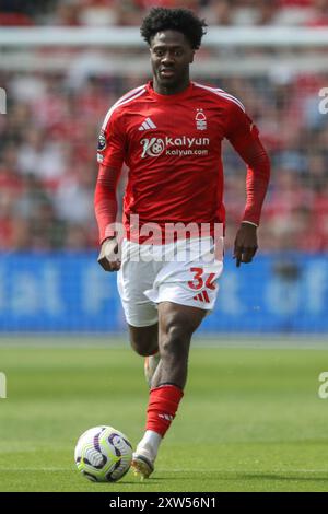 Nottingham, Royaume-Uni. 17 août 2024. Ola Aina de Nottingham Forest lors du match de premier League Nottingham Forest vs Bournemouth au City Ground, Nottingham, Royaume-Uni, le 17 août 2024 (photo par Alfie Cosgrove/News images) à Nottingham, Royaume-Uni le 17/08/2024. (Photo par Alfie Cosgrove/News images/SIPA USA) crédit : SIPA USA/Alamy Live News Banque D'Images