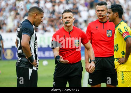 Fortaleza, Brésil. 17 août 2024. Ce - FORTALEZA - 08/17/2024 - B BRÉSILIEN 2024, CEARA x MIRASSOL - arbitre lors du match entre Ceara et Mirassol à l'Arena Castelao pour le championnat brésilien B 2024. Photo : Baggio Rodrigues/AGIF crédit : AGIF/Alamy Live News Banque D'Images