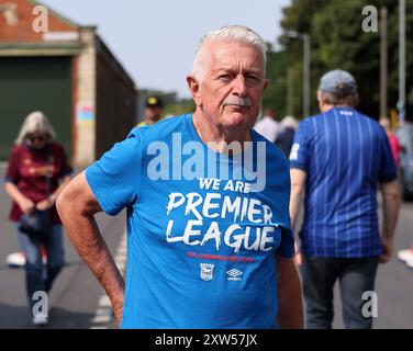 Ipswich, Royaume-Uni. 17 août 2024. Un fan d'Ipswich lors du premier League match à Portman Road, Ipswich. Le crédit photo devrait se lire comme suit : David Klein/Sportimage crédit : Sportimage Ltd/Alamy Live News Banque D'Images