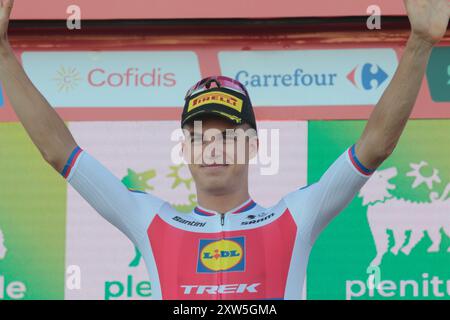 Mathias Vacek République Tchèque meilleur jeune coureur pour Lidl Trek étape 1 Vuelta 2024 Lisbonne Banque D'Images