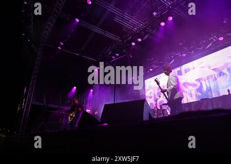 Trentham, Royaume-Uni, 17 août 2024. Manic Street Preachers jouent Trentham Live 2024. Crédit : TeeGeePix/Alamy Live News Banque D'Images