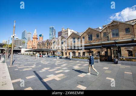 Sydney le quartier des Rocks de Campbells Cove et les anciens entrepôts coloniaux maintenant bureaux et restaurants, Circular Quay, Sydney, Australie Banque D'Images