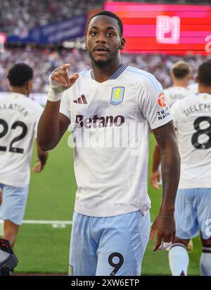 Londres, Royaume-Uni. 17 août 2024 - West Ham United v Aston Villa - premier League - London Stadium. Jhon Durán célèbre son but gagnant. Crédit photo : Mark pain / Alamy Live News Banque D'Images