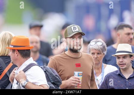 Spielberg, Autriche. 18 août 2024. SPIELBERG, AUTRICHE - 18 AOÛT : Feature fans pendant le MotoGP d'Autriche - échauffement Red Bull Ring le 18 août 2024 à Spielberg, Styrie.240818 SEPA 12 002 - 20240818 PD1298 crédit : APA-PictureDesk/Alamy Live News Banque D'Images