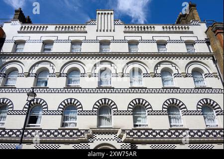 Londres, Royaume-Uni. GEM Langham court Hotel (1901, architecte : Arthur E. Thompson - anciennement Howard de Walden Nurses Home) 31-35 Langham Street Fitzrovia Banque D'Images