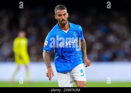 Naples, Italie. 10 août 2024. Leonardo Spinazzola de la SSC Napoli lors du match de la Coppa Italia Frecciarossa entre la SSC Napoli et Modena FC au Stadio Diego Armando Maradona le 10 août 2024 à Naples, Italie crédit : Giuseppe Maffia/Alamy Live News Banque D'Images