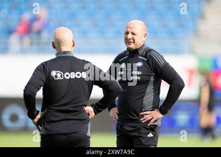 Oslo, Norvège, 17 août 2024 : L’entraîneur-chef Nils Lexerod (Valerenga) est vu avant le match de football de la Ligue Toppserien entre Valerenga et Arna Bjornar à Intility Arena à Oslo, Norvège (Ane Frosaker / SPP) Banque D'Images