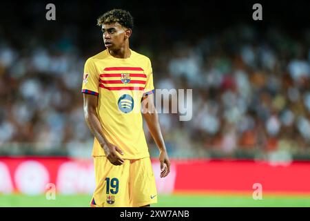 Lamine Yamal du FC Barcelone lors du match de football de la Liga entre Valencia CF et FC Barcelone le 17 août 2024 au stade Mestalla de Valence, Espagne Banque D'Images