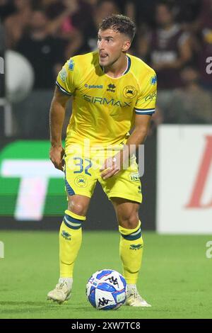 Salerne, Italie. 17 août 2024. Edoardo Masciangelo de L'AS Cittadella en action lors de la Serie BKT entre l'US Salernitana 1919 et L'AS Cittadella au stade Arechi le 17 août 2024 à Salerne, italie (photo d'Agostino Gemito/Pacific Press) crédit : Pacific Press Media production Corp./Alamy Live News Banque D'Images