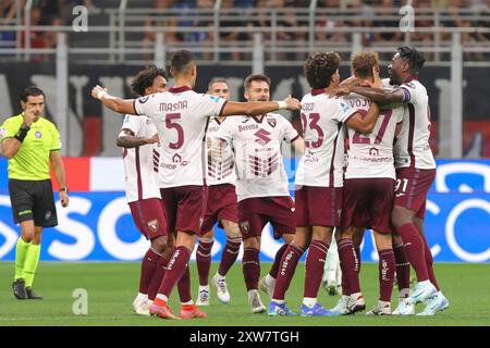 17 août 2024, Milan, Italie : Italie, Milan, 17 août 2024 : Torino FC marque le but 1-0 à 30' par son propre but de Malick Thiaw (AC Milan) lors du match de football AC Milan vs Torino FC, Serie A Tim 2024-2025 jour 1, San Siro Stadium. Italie, Milan, 17 août 2024 : AC Milan vs Torino FC, Serie A TIM 2024/2025, jour 1, au stade San Siro. (Crédit image : © Fabrizio Andrea Bertani/Pacific Press via ZUMA Press Wire) USAGE ÉDITORIAL SEULEMENT! Non destiné à UN USAGE commercial ! Banque D'Images