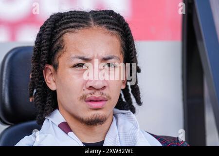 BREDA, PAYS-BAS - 18 AOÛT : Kian Fitz-Jim de l'AFC Ajax regarde pendant le match néerlandais Eredivisie entre le NAC Breda et l'AFC Ajax au Rat Verlegh Stadion le 18 août 2024 à Breda, pays-Bas. (Photo de Joris Verwijst/Orange Pictures) Banque D'Images