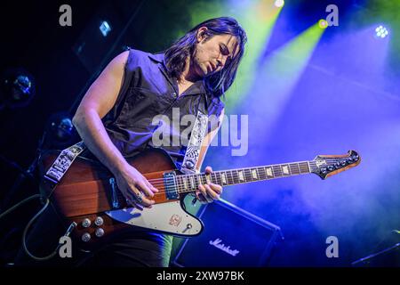 Horsens, Danemark. 17 août 2024. Le groupe de rock américain S8nt Elektric donne un concert live lors du festival de metal danois Jailbreak 2024 à Horsens. Banque D'Images
