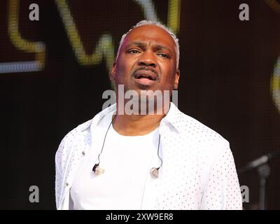 Henley-on-Thames, Royaume-Uni. 18 août 2024. Earth Wind and Fire Experience d'Al McKay se produit sur la scène du Rewind South 80s Music Festival 2024. Crédit : Uwe Deffner/Alamy Live News Banque D'Images