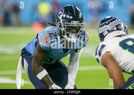 Nashville, États-Unis. 17 août 2024. Tennessee Titans sécurité Shyheim carter (28). Les Seahawks de Seattle affrontent les Titans du Tennessee lors d'un match de pré-saison au Nissan Stadium de Nashville, Tennessee, le 17 août 2024. (Photo de Kindell Buchanan/Sipa USA) crédit : Sipa USA/Alamy Live News Banque D'Images