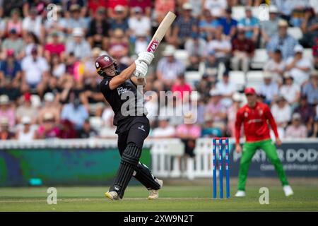 Taunton, Royaume-Uni. 18 août 2024. George Thomas du Somerset battant lors de la demi-finale de la Metro Bank One Day Cup entre le Somerset et le Leicestershire au Cooper Associates County Ground. Crédit : Dave Vokes/Alamy Live News Banque D'Images