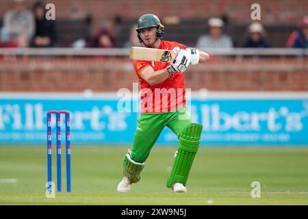 Taunton, Royaume-Uni. 18 août 2024. Ben Cox du Leicestershire battant lors de la demi-finale de la Metro Bank One Day Cup entre Somerset et Leicestershire au Cooper Associates County Ground. Crédit : Dave Vokes/Alamy Live News Banque D'Images