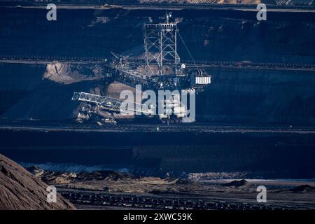 Mine de charbon à ciel ouvert de Tagebau Garzweiler, Rhénanie du Nord-Westphalie, Allemagne© Wojciech Strozyk / Alamy Stock photo Banque D'Images