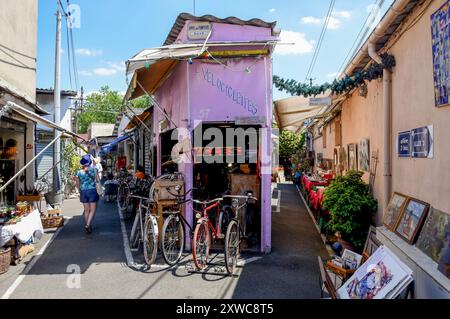 Saint-Ouen-sur-Seine (région parisienne) : marché aux puces de Saint-Ouen « marche aux puces ». Banque D'Images