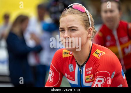 Alpe d'Huez, France - 18 août 2024, Mie Bjorndal Ottestad pendant le Tour de France femmes avec Zwift 2024, étape 8 course cycliste, le Grand-Bornand - Alpe d'Huez (149, 9 km) le 18 août 2024 à Alpe d'Huez, France - photo Florian Frison/DPPI crédit : DPPI Media/Alamy Live News Banque D'Images