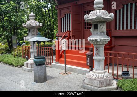 Temple Hashimoto Yakusi do au sanctuaire d'Asakusa Tokyo au Japon Banque D'Images