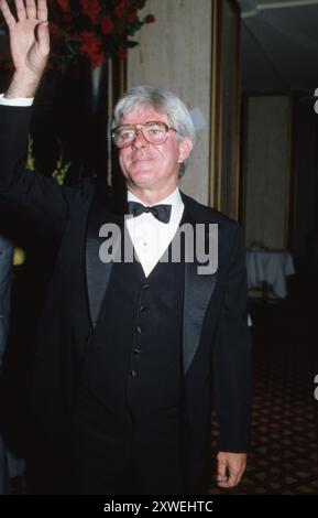 **FICHIER PHOTO** Phil Donahue est décédé. Phil Donahue Circa 1980's Credit : Ralph Dominguez/MediaPunch Banque D'Images