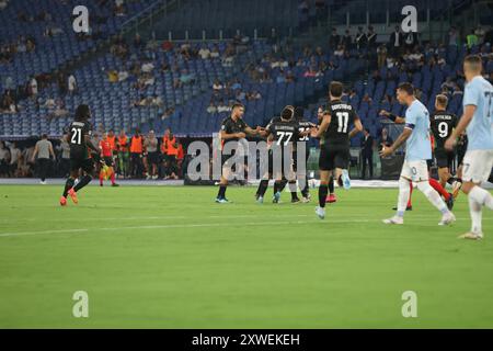 Rome, Latium, Italie. 18 août 2024. ROME ITALIE AOÛT 18 - 2024 . Italie Serie A match 1 Lazio - Venezia. Au Stadio Olimpico du match de football entre Lazio et Venezia, pour le premier jour de la Serie A Enilive italienne 2024-2025.(Paolo Pizzi World Copyright). Dans cette image : Venezia célèbre le premier but (crédit image : © Paolo Pizzi/Pacific Press via ZUMA Press Wire) USAGE ÉDITORIAL SEULEMENT! Non destiné à UN USAGE commercial ! Banque D'Images